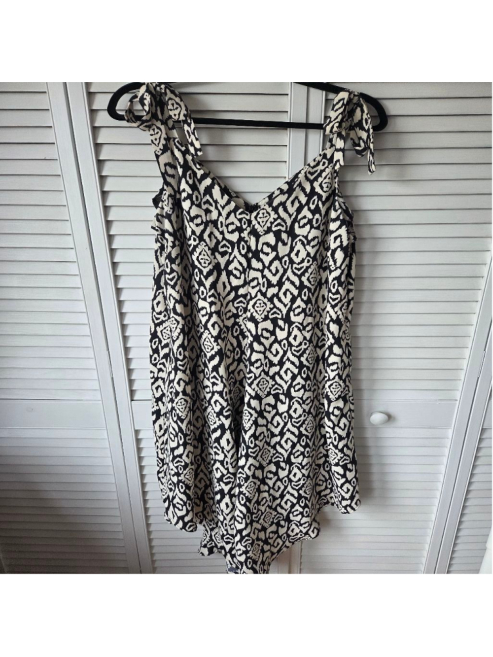 Women's Vince Camuto Black White Ikat Tie-Shoulder Wide Leg Pants Onepiece L
